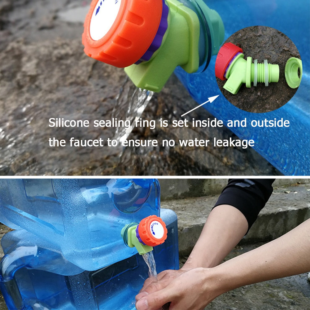 Cubo de agua con grifo