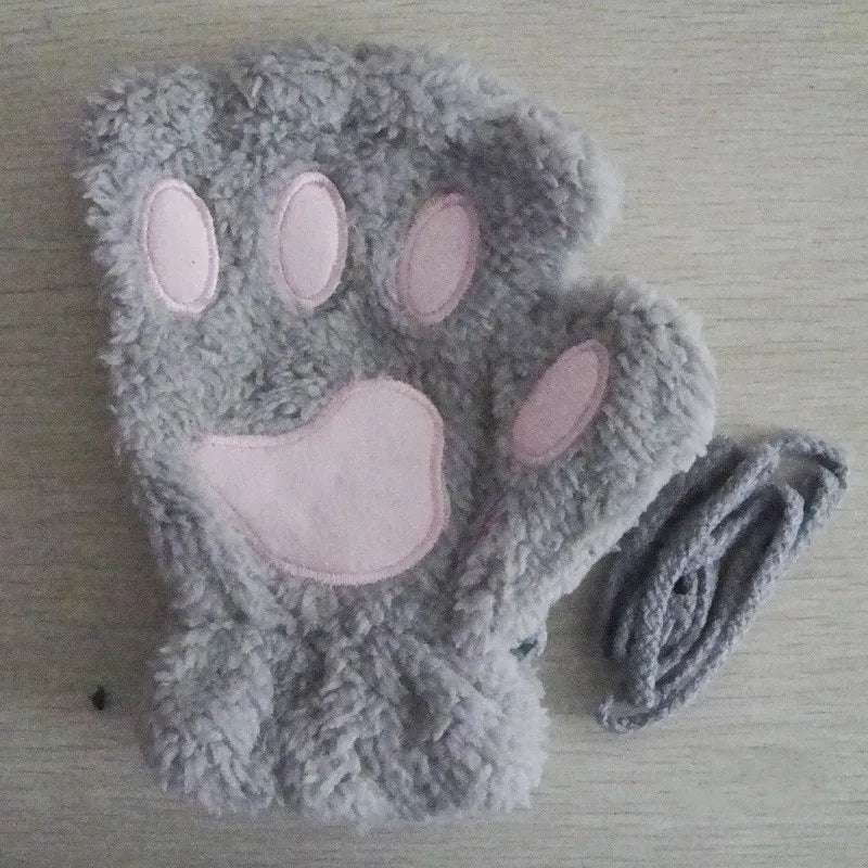 Guantes con forma de pata de gato