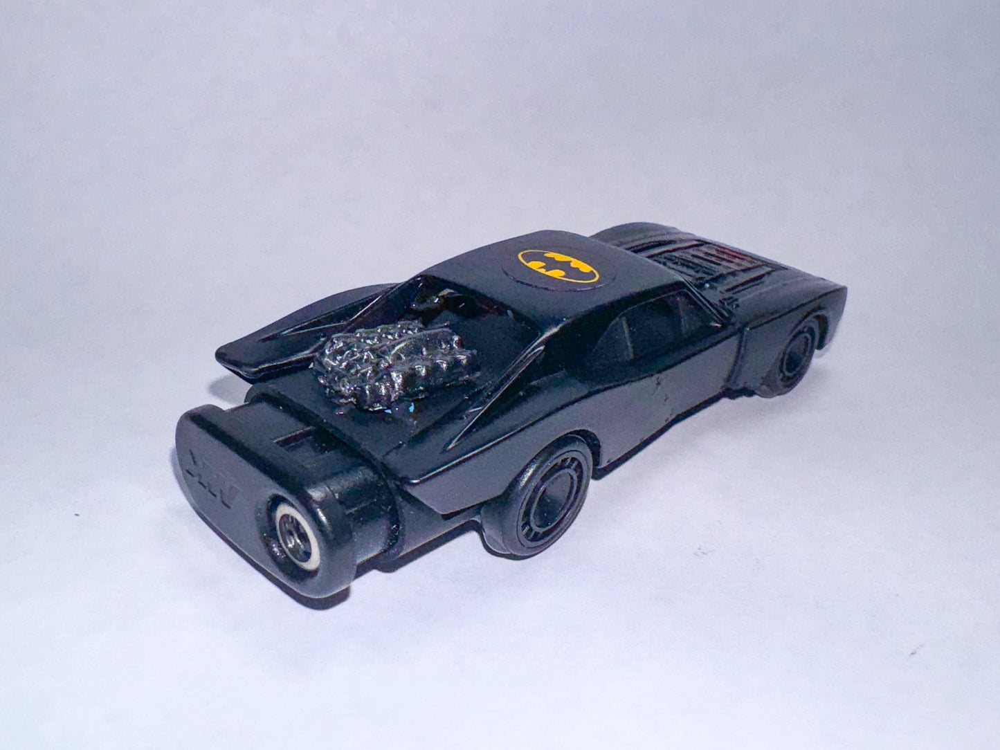 Batmobile Refillable Lighter V2 (Black Accents)