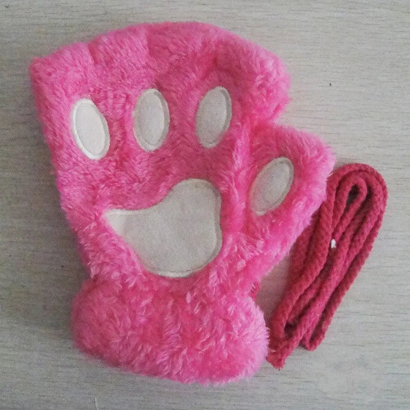 Guantes con forma de pata de gato 